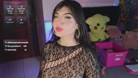 Snapshot of queenlamia chatting on 03/07/25, 10:45  Taurus online show from 03/07/25, 10:45