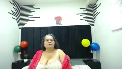 VickyBoobss online show from 11/09/25, 12:58
