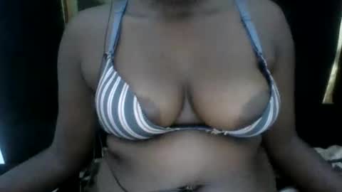 queenmelany online show from 10/10/25, 09:03