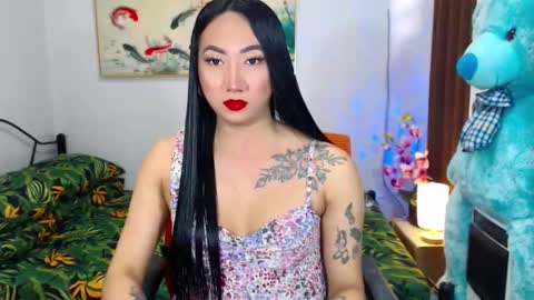 QUEEN online show from 02/02/25, 07:20