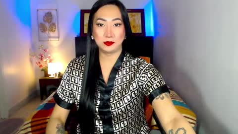 QUEEN online show from 02/15/25, 12:54