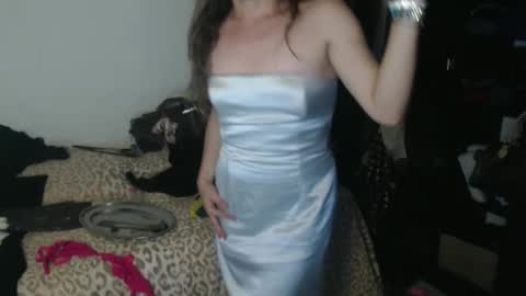 Snapshot of queennicky88 chatting on 02/12/25, 07:02 Nico online show from 02/12/25, 07:02