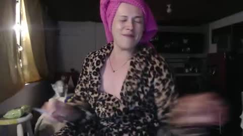 Snapshot of queennicky88 chatting on 11/26/25, 02:23 Nico online show from 11/26/25, 02:23