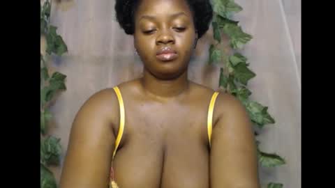 Zoey online show from 11/14/25, 12:37