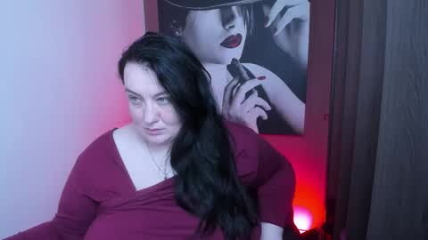 Snapshot of queenofhaze chatting on 09/22/25, 08:05 you may simply address Me with Your Grace online show from 09/22/25, 08:05