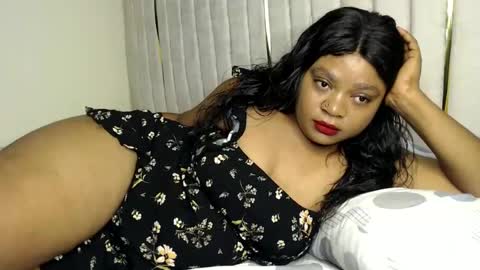 Snapshot of queenofsouls chatting on 12/25/24, 04:44 . online show from 12/25/24, 04:44