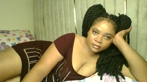 Snapshot of queenofsouls chatting on 01/02/25, 01:38 . online show from 01/02/25, 01:38