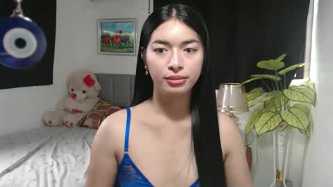 QueenPinay69 online show from 10/26/25, 05:13