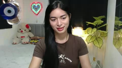 QueenPinay69 online show from 11/16/25, 04:23