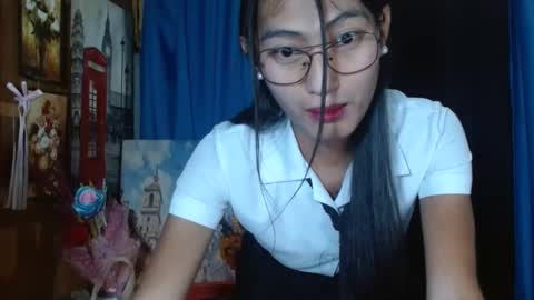 Snapshot of queensteffi chatting on 12/14/24, 07:03 queensteffi online show from 12/14/24, 07:03