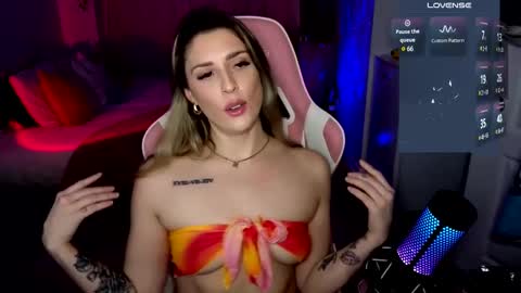 queenx_lexy online show from 12/29/24, 10:25