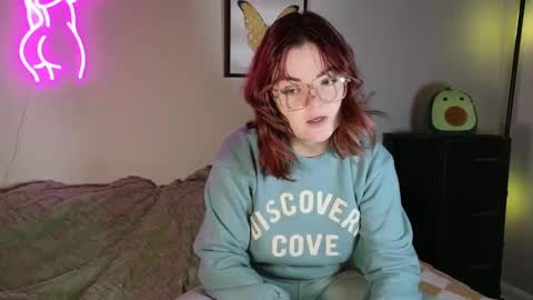 Snapshot of quervoqueen1 chatting on 02/23/25, 01:02 Bri online show from 02/23/25, 01:02