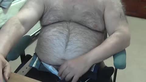 Snapshot of quietnshy2 chatting on 01/27/25, 03:39 quietnshy2 online show from 01/27/25, 03:39