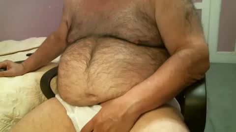 Snapshot of quietnshy2 chatting on 09/17/25, 02:35 quietnshy2 online show from 09/17/25, 02:35