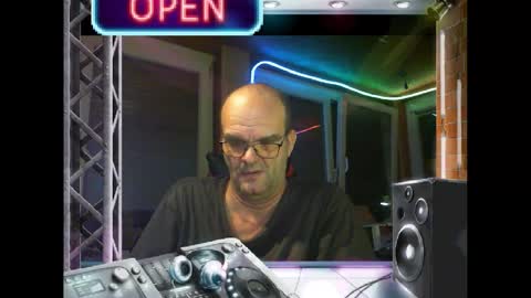 dj mike online show from 01/04/25, 11:38