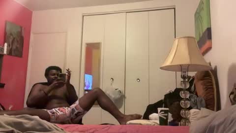 Snapshot of ra1nstorm chatting on 11/30/25, 10:25 RA1NST0RM online show from 11/30/25, 10:25