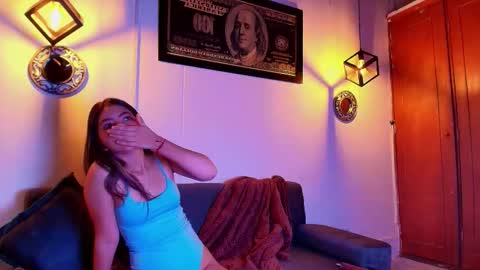 Snapshot of rachel_mds chatting on 10/18/25, 01:45 Rachel online show from 10/18/25, 01:45