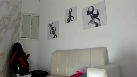 Snapshot of rachell_owen chatting on 10/12/25, 10:03 rachell_owen online show from 10/12/25, 10:03