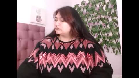 Snapshot of radiantgoddes chatting on 11/16/25, 02:00 radiantgoddes online show from 11/16/25, 02:00