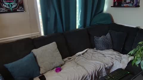 Snapshot of rado970 chatting on 11/14/25, 10:29 Lauren online show from 11/14/25, 10:29