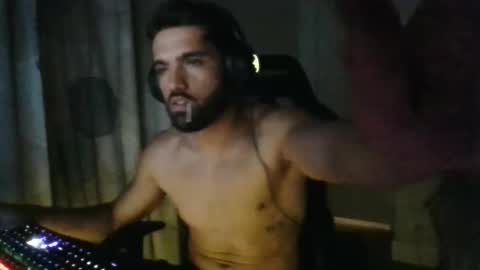 can you tell me something online show from 11/04/25, 05:17