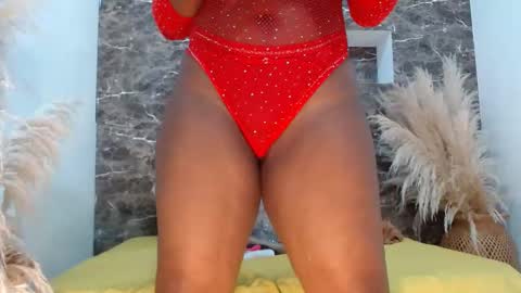 Snapshot of raichellcooper1 chatting on 10/18/25, 01:56 raichellcooper1 online show from 10/18/25, 01:56