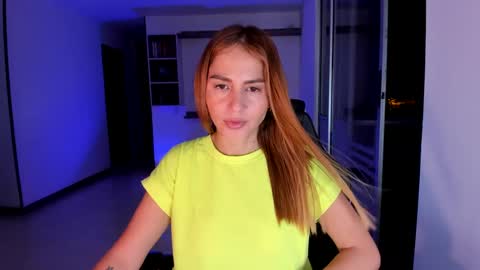 Snapshot of rainbow_jenny chatting on 02/05/25, 12:10 Jennyindependent model . online show from 02/05/25, 12:10