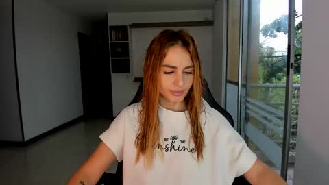 Snapshot of rainbow_jenny chatting on 02/13/25, 10:22 Jennyindependent model . online show from 02/13/25, 10:22
