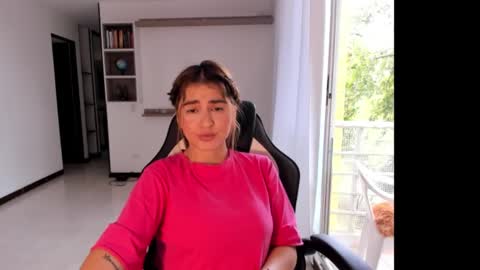 Snapshot of rainbow_jenny chatting on 09/24/25, 07:06 Jennyindependent model . online show from 09/24/25, 07:06