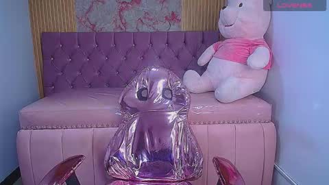 Rainy online show from 10/18/25, 05:43