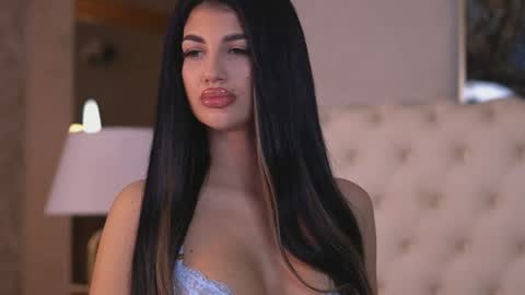 Raisa online show from 01/29/25, 11:56