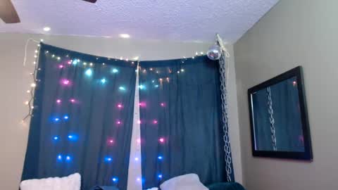    RAMONA Q   online show from 01/15/25, 11:30