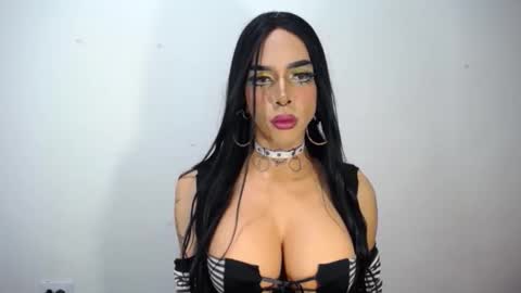 RamonaSmit online show from 10/30/25, 09:26