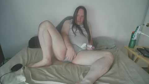Snapshot of rando1235 chatting on 09/23/25, 08:23 rando1235 online show from 09/23/25, 08:23