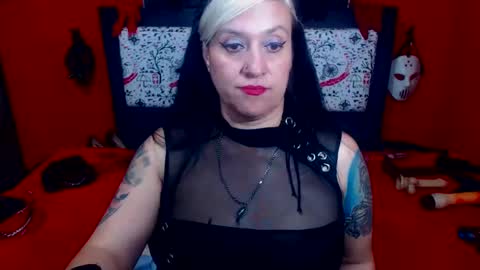 Snapshot of randymaturex01 chatting on 02/27/25, 02:21 Sonia online show from 02/27/25, 02:21