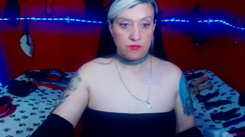 Snapshot of randymaturex01 chatting on 09/26/25, 02:15 Sonia online show from 09/26/25, 02:15
