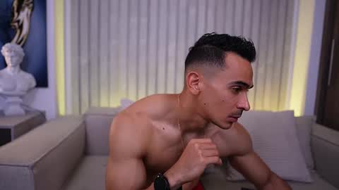 Snapshot of randypitts chatting on 11/03/25, 05:25 RANDY online show from 11/03/25, 05:25