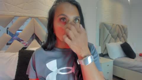 Snapshot of raquel_moore chatting on 01/24/25, 07:08 Raquel Moore online show from 01/24/25, 07:08