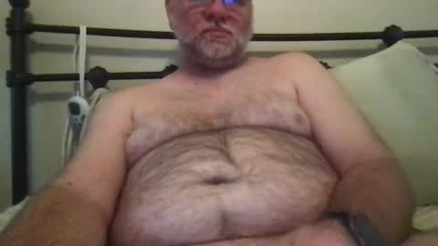 Snapshot of rattoy19 chatting on 01/17/25, 02:28 Rattoy online show from 01/17/25, 02:28
