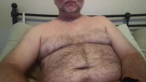 Snapshot of rattoy19 chatting on 10/01/25, 01:17 Rattoy online show from 10/01/25, 01:17