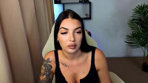 raven_inkk online show from 10/13/25, 09:20