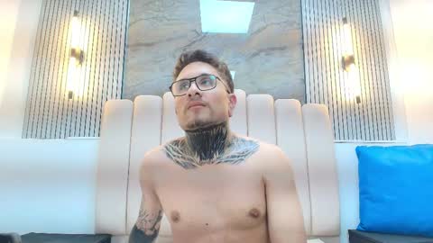 ravenandcody online show from 11/18/25, 03:45