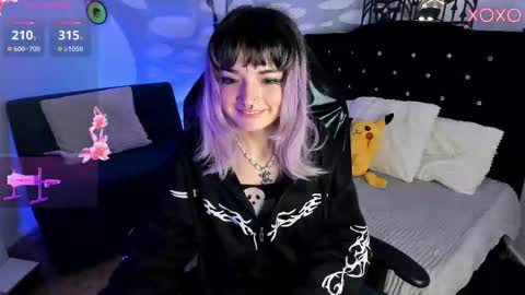 ravencollen online show from 10/31/25, 02:12