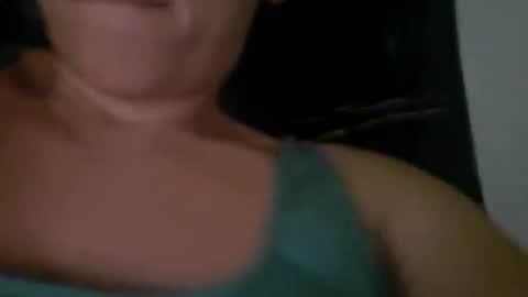 Snapshot of ravenreal chatting on 01/08/25, 02:25 Raven online show from 01/08/25, 02:25