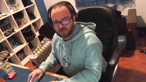 ravingr3d3 online show from 02/12/25, 09:54