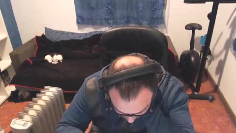 ravingr3d3 online show from 02/13/25, 10:22