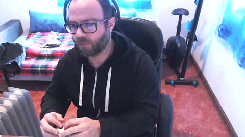 ravingr3d3 online show from 02/16/25, 02:43