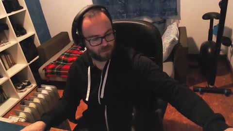 ravingr3d3 online show from 02/16/25, 08:33