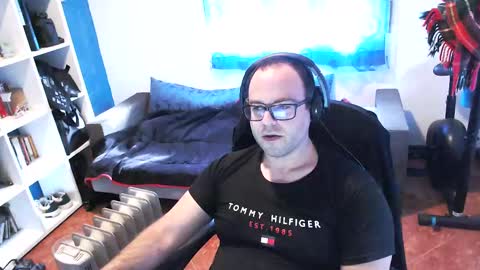 ravingr3d3 online show from 02/17/25, 03:42