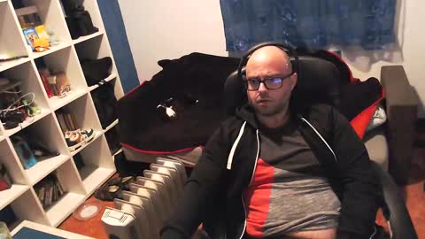 ravingr3d3 online show from 02/21/25, 10:04